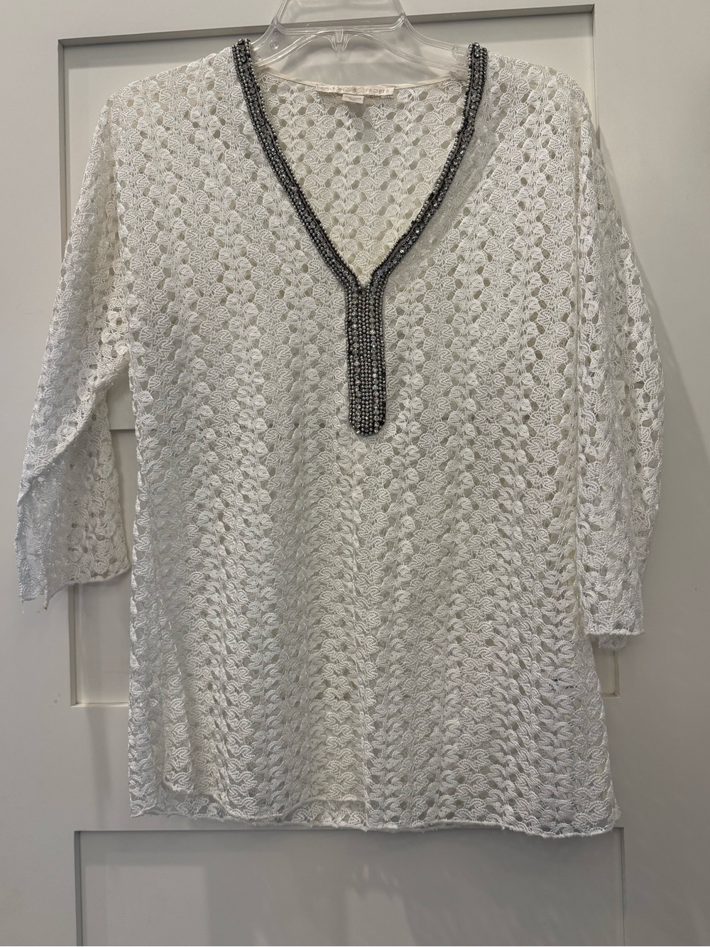 Boston Proper White Open Crochet Tunic with Beaded V-Neck XXS
